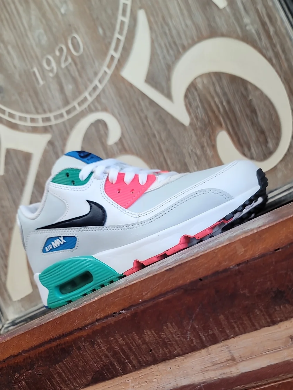 🔥 Nike Air Max 90 Essential 